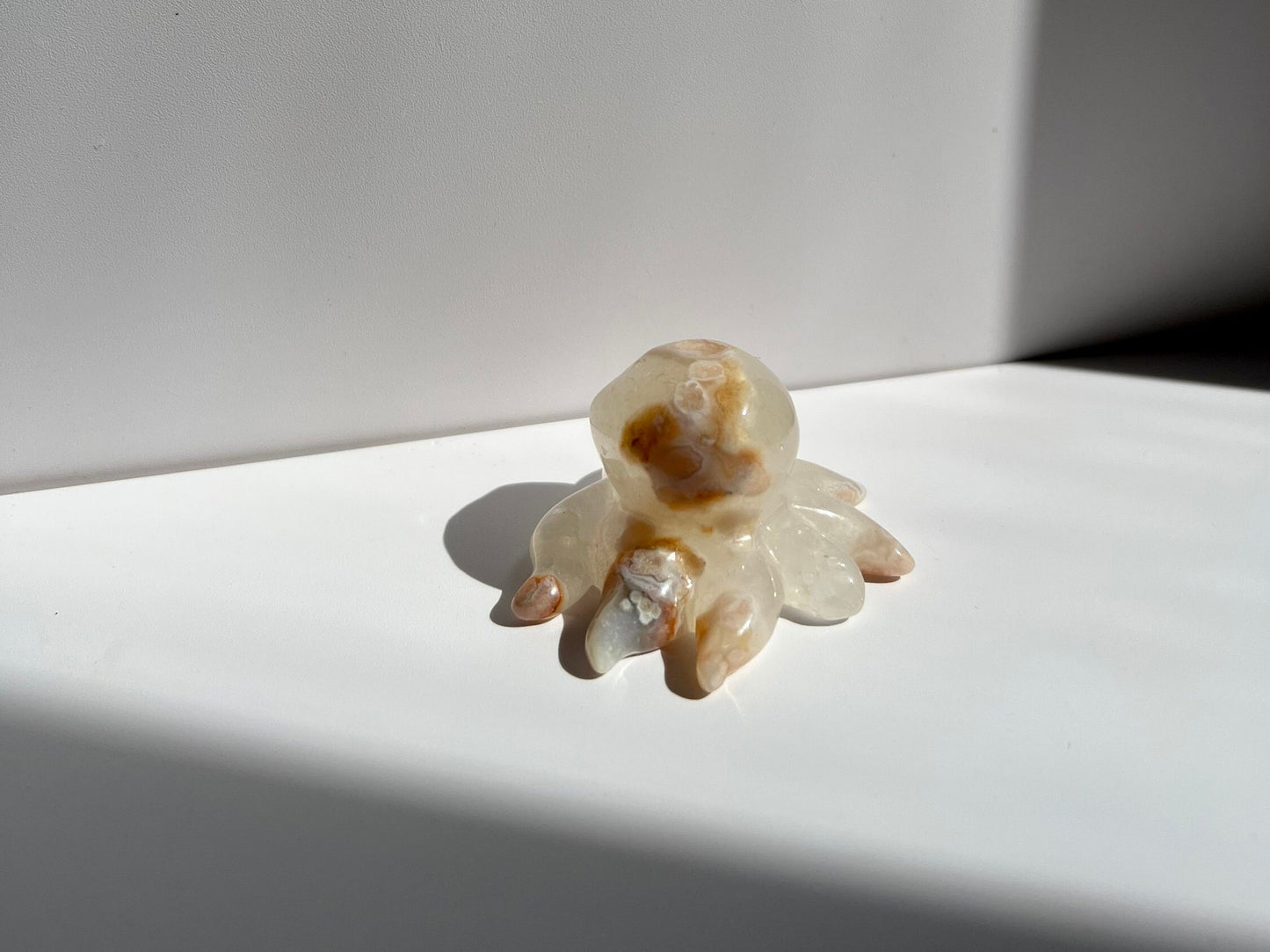 Super Quartzy Flower Agate Octopus Animal Carving