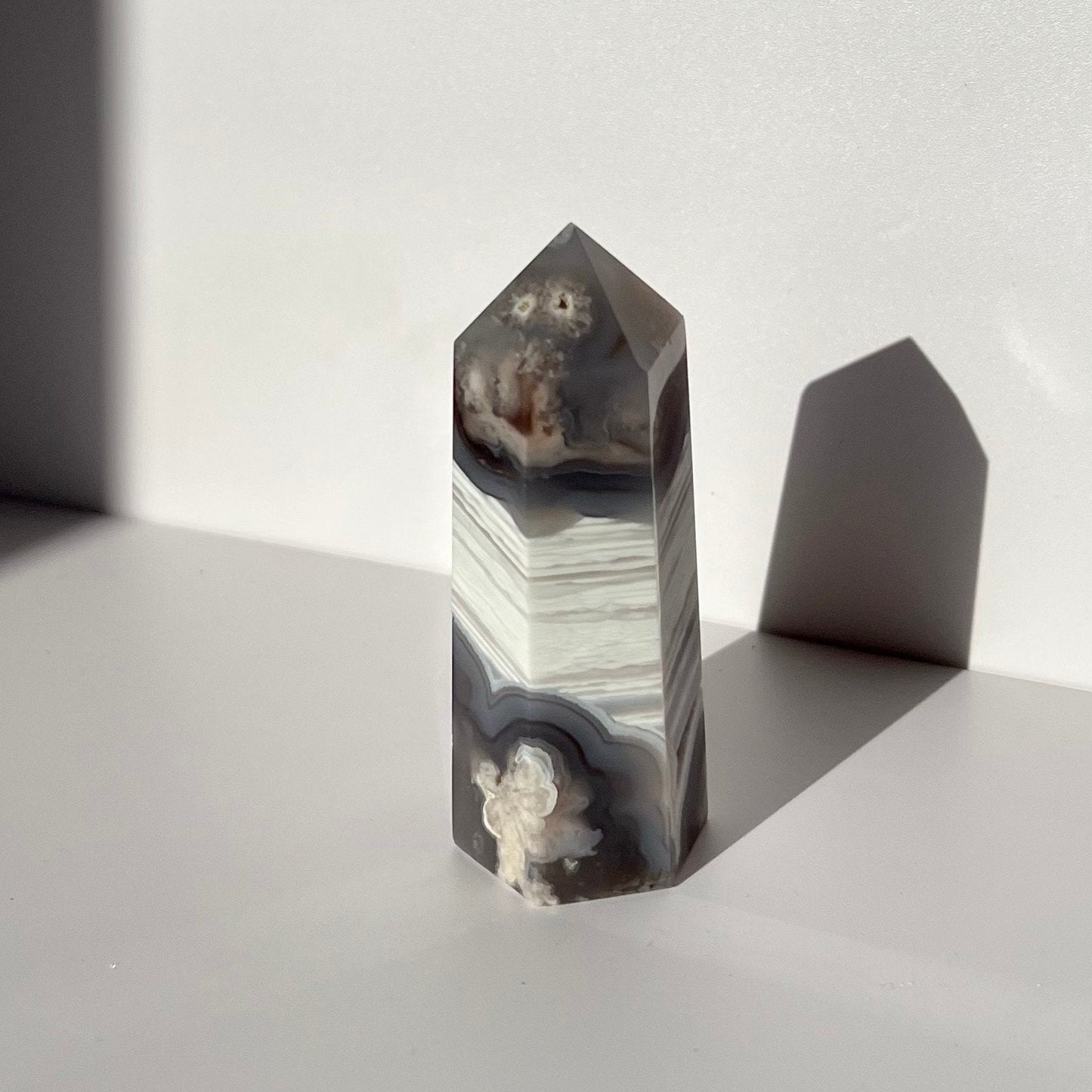 Striped Blue black flower agate tower